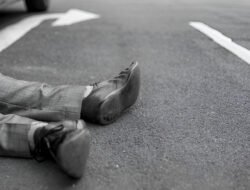 Tabrakan Maut Truk Molen Renggut Nyawa Lansia di Mempawah