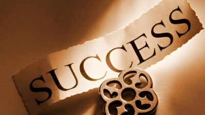 Ilustrasi - Menerapkan pola pikir berkembang dan disiplin tinggi membantu seseorang meraih keberhasilan dalam karier dan kehidupan pribadi di masa depan. (Dok. Ist)