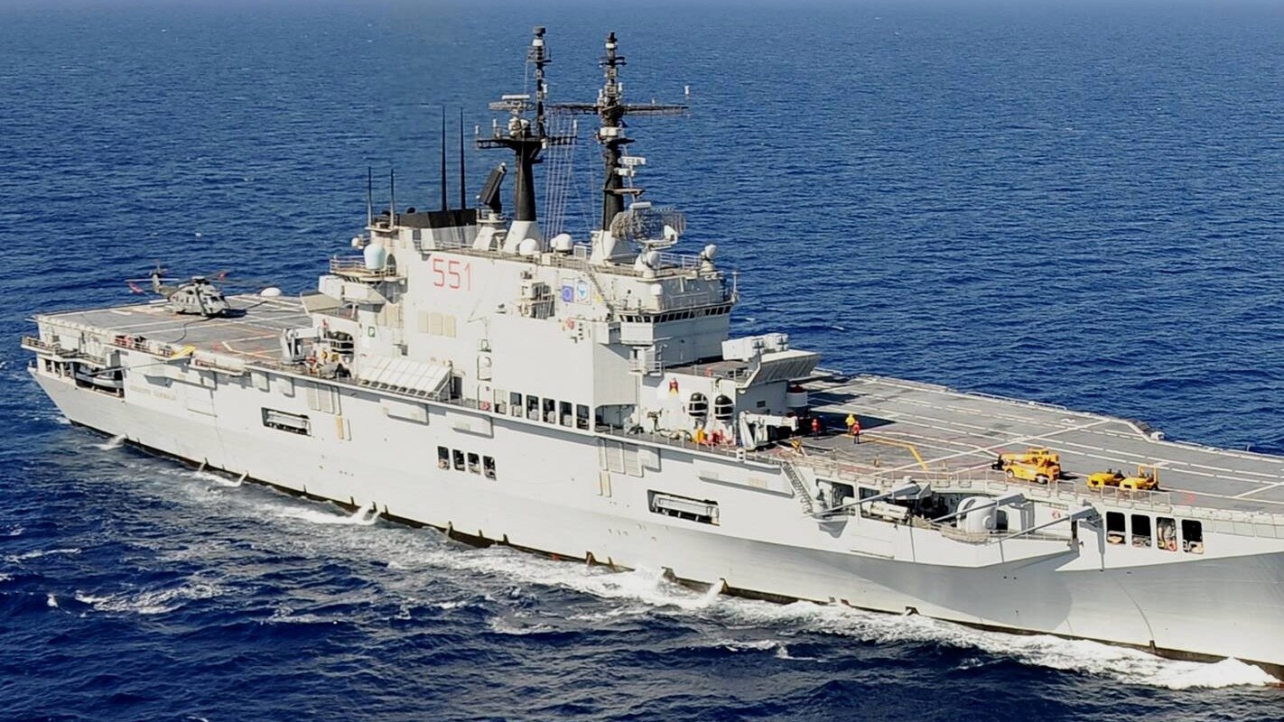 Kapal Induk Italia Giuseppe Garibaldi (C551) yang rencananya akan dihibahkan kepada Pemerintah Indonesia namun saat ini tertunda di Parlemen Italia. (Dok. HO/Faktakalbar.id)