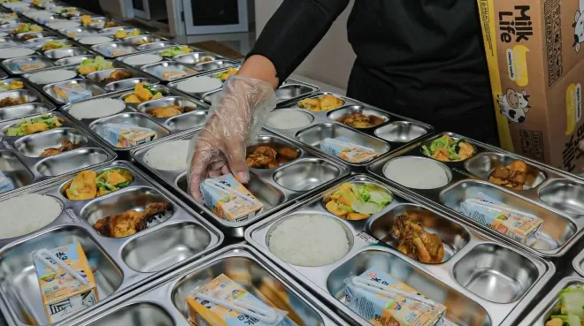 "Pemerintah lakukan efisiensi anggaran kementerian hingga 10 persen. Namun, anggaran bantuan sosial dan Makan Bergizi Gratis (MBG) dipastikan tidak dipotong."