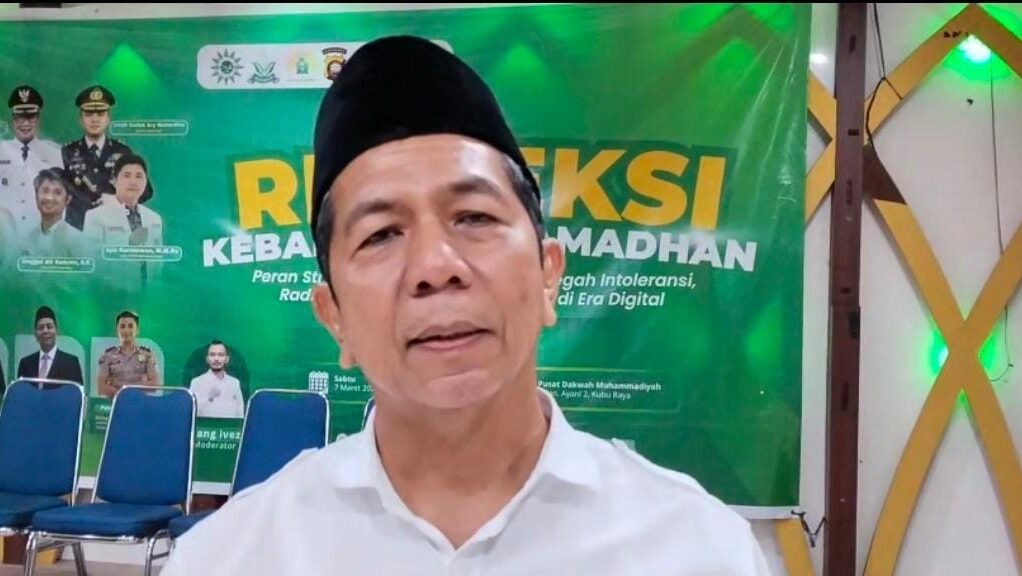 "Merespons Permen Komdigi Nomor 9 Tahun 2026, Kesbangpol Kubu Raya berencana menyusun Perda untuk membatasi akses medsos bagi anak di bawah 16 tahun. "