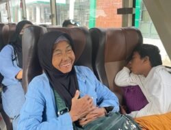 Dua Tahun Tak Pulang, Pemudik Asal Nanga Pinoh Ini Bahagia Bisa Bertemu Cucu Lewat Mudik Gratis