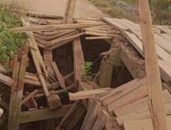 Nyaris Ambruk! Jembatan Tanjung Pasar Ketapang Rusak Parah Tapi Terus Dilintasi Truk