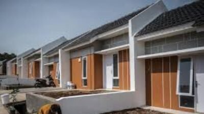 Pemerintah pusat tingkatkan kuota rumah subsidi di Kalbar menjadi 22.000 unit dan BSPS 13.800 unit pada 2026 guna menggerakkan ekonomi daerah.