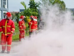 Prajurit Kodaeral XII Gelar Latihan Peran Kebakaran Asah Kesiapsiagaan di Mempawah