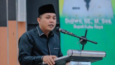 "Anggota legislatif PPP Derahman soroti antrean panjang BBM yang meluas dari Kubu Raya ke Pontianak. Ia desak pemerintah koordinasi dengan Pertamina dan APH."
