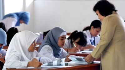 Ilustrasi - Kabupaten Ketapang melibatkan Dinas Kependudukan untuk melacak dan mengecek keaslian alamat calon siswa baru tahun ajaran 2026 demi mencegah kecurangan. (Dok. Ist)