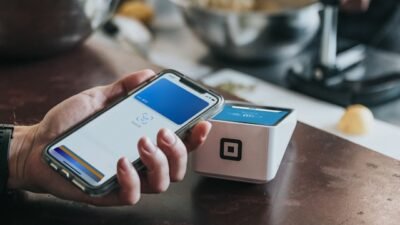 Kesalahan Umum Pakai M-Banking di HP