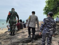Sinergi TNI-Polri Amankan Kawasan Wisata Pantai Temajuk di Perbatasan