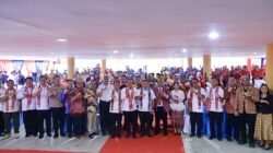 Wakil Gubernur Kalimantan Barat Krisantus Kurniawan saat menghadiri prosesi pelantikan pimpinan baru Credit Union (CU) Keling Kumang di Kabupaten Sekadau, Rabu (25/3/2026).