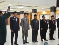 Bupati Sujiwo Lantik 6 Pejabat Eselon II, Instruksikan Aktif Turun ke Lapangan