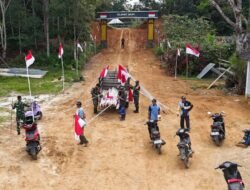 Babinsa dan Warga Perbatasan Gotong Royong Bangun Kampung Merah Putih di Sambas