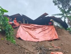 Hujan Lebat Renggut Korban Jiwa, Satu Warga Tewas Akibat Tanah Longsor di Blitar