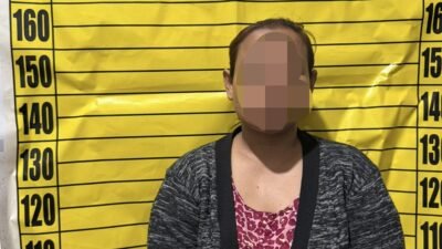 Seorang ibu rumah tangga yang diduga menjadi pengedar sabu di Landak pada Rabu (11/3/2026).
