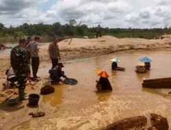 Aparat Gabungan Tertibkan 20 Mesin Pompa Tambang Emas Ilegal di Kapuas Hulu