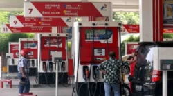 "ILUSTRASI - Polresta Pontianak tangkap penimbun Pertalite di Jalan Karet. Pelaku menggunakan pikap untuk mengantre dan menjual kembali BBM seliter seharga Rp 17 ribu."