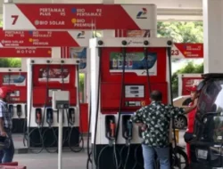 Manfaatkan Kelangkaan, Penimbun Pertalite di Pontianak Ditangkap Saat Jual Rp 17 Ribu Per Liter