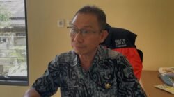 "Simak penjelasan Koordinator Pusdalops BPBD Kalbar mengenai koordinat gempa Sesar Adang di Kayan Hilir. Ternyata pusat getaran berada di wilayah Melawi."