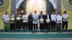 Kalapas resmi menutup program Pesantren Ramadan di Lapas Pontianak pada Selasa (17/3/2026). Warga binaan diharapkan keluar menjadi santri yang beriman.