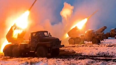 "Apa yang harus disiapkan jika krisis besar atau perang pecah? Simak 8 panduan taktis mulai dari logistik hingga sistem pembayaran darurat di sini."