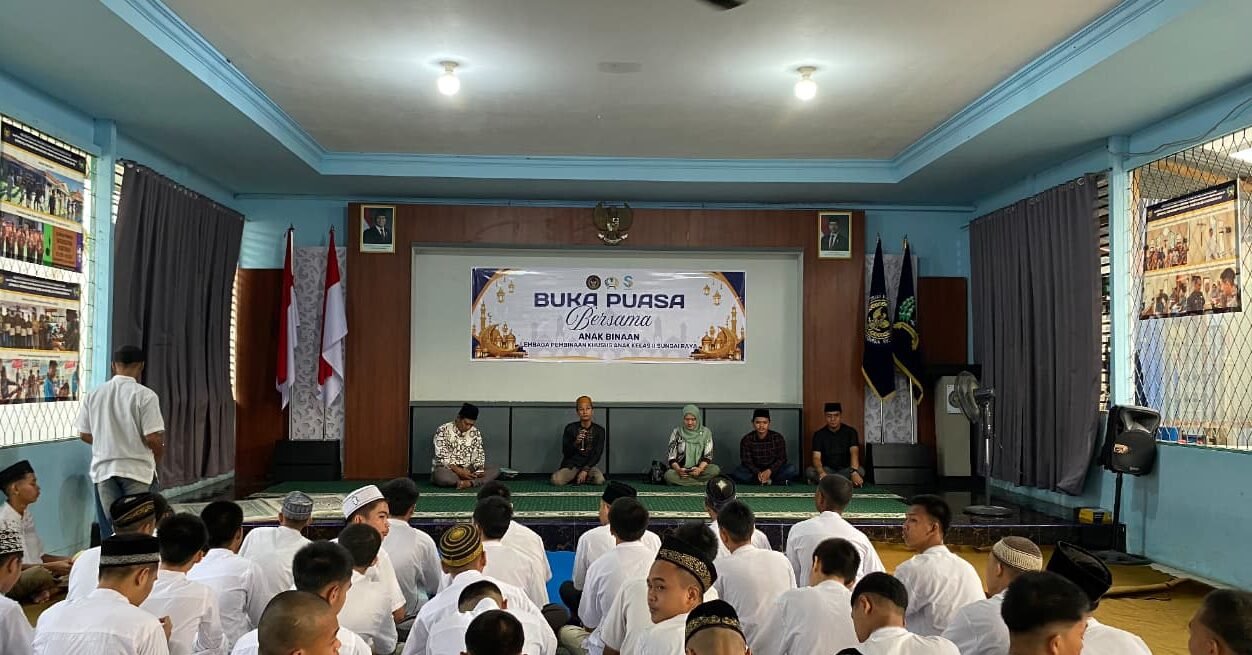 "Yayasan Sentra Pemuda Khatulistiwa dan LPKA Kelas II Sungai Raya menggelar Pesantren Ramadhan sebagai ruang pembinaan spiritual bagi anak-anak binaan."