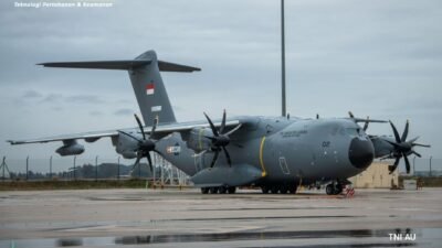 Pesawat angkut militer Airbus A400M kedua pesanan Kementerian Pertahanan RI untuk TNI AU bersiap terbang dari Spanyol menuju Indonesia. (Dok. HO/Faktakalbar.id)