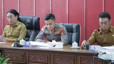 Wakapolres Sanggau Kompol Radian Andy Pratomo saat memaparkan skema pengamanan strategis dalam rapat koordinasi peringatan hari ulang tahun kota.