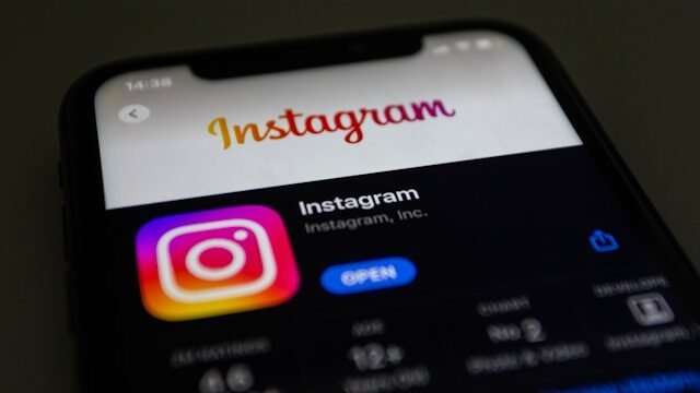 Instagram Uji Fitur Link di Caption Postingan