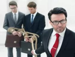 Refleksi Kepemimpinan: 5 Tanda Psikologis Anda Perlu Memperbaiki Gaya Manajerial