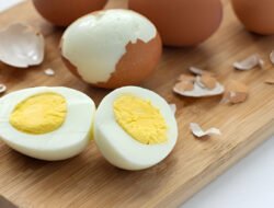 Kupas Tuntas Khasiat Makan Sebutir Telur Tiap Pagi