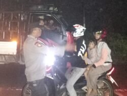 Tumpahan Solar Picu Kecelakaan di Jalan Nanga Pinoh