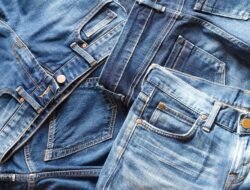 Jangan Terlalu Sering, Begini Cara Mencuci Celana Jeans Menurut Ahli agar Tetap Awet