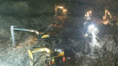 Kondisi gunungan sampah di kawasan pemrosesan akhir yang mengalami longsor dan memicu evaluasi tegas dari Kementerian Lingkungan Hidup.