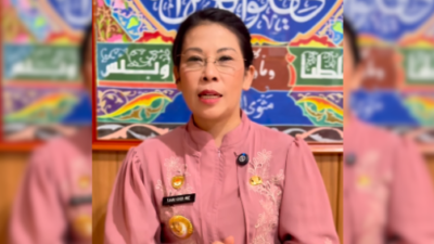 Wali Kota Singkawang Tjhai Chui Mie saat mengumumkan pencabutan surat edaran pembatasan pengisian BBM melalui akun Instagram pribadinya, Kamis (19/3/2026).