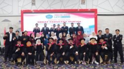 "Fakultas Hukum Universitas Muhammadiyah (FH UM) Pontianak menggelar yudisium untuk 25 lulusan. Rektor tegaskan pentingnya integritas dan keilmuan di tengah masyarakat."