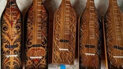 5 Fakta Menarik Sape, Alat Musik Khas Dayak Kalimantan Barat yang Mendunia