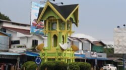 "Kenali lebih dekat Kabupaten Ketapang melalui 5 fakta menarik, mulai dari asal-usul julukan Kota Ale-Ale hingga sejarah Kerajaan Matan yang melegenda."