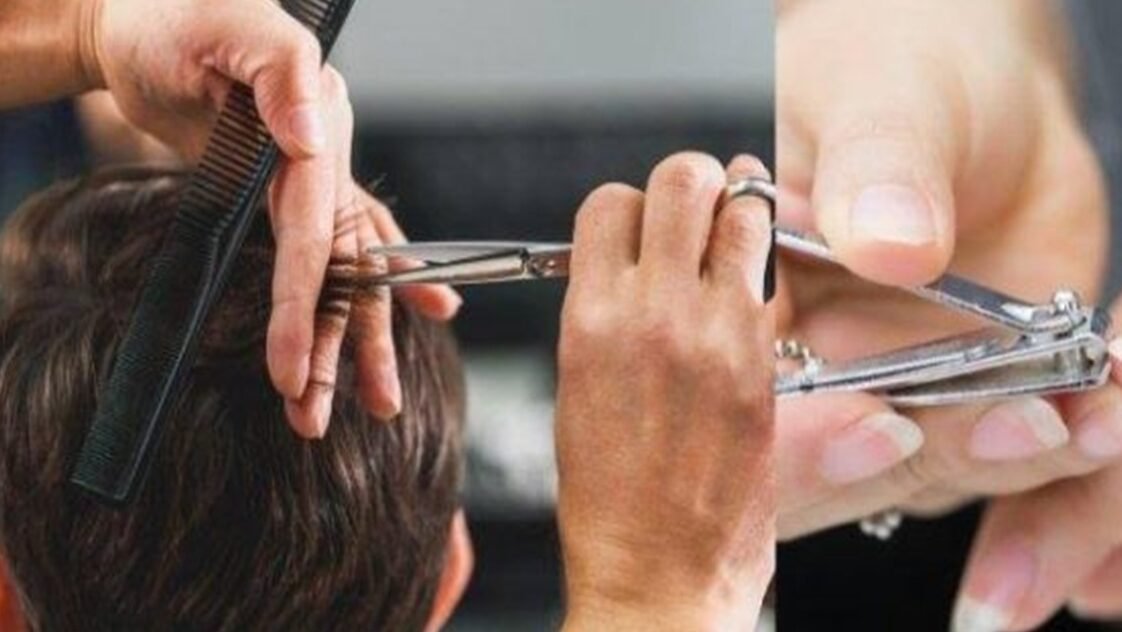 "Memasuki akhir pekan, tahukah Anda bahwa ada sejumlah pantangan kuno terkait hari ini? Simak 5 larangan dan mitos hari Sabtu yang beredar di masyarakat Indonesia. "