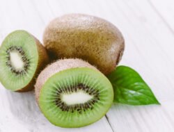 Sulit Terlelap? Ini 5 Makanan dan Minuman yang Justru Disarankan Dikonsumsi Sebelum Tidur