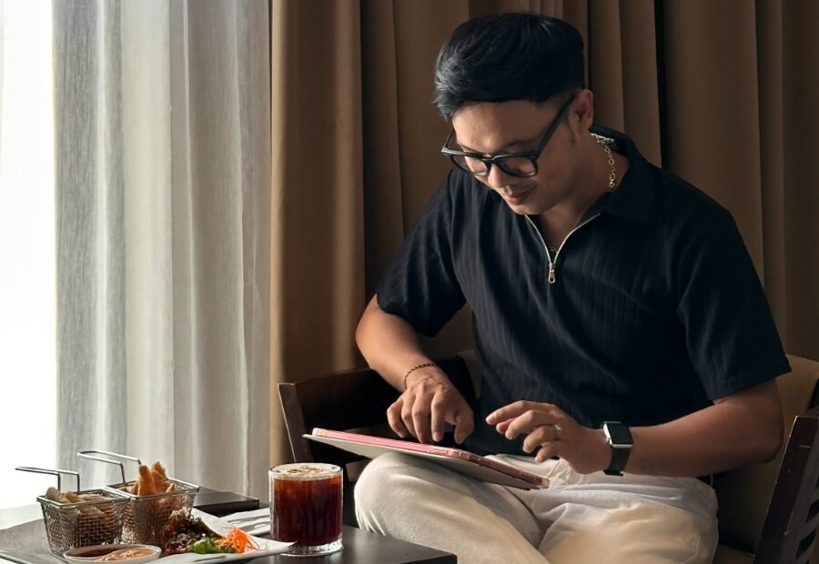 Aston Pontianak hadirkan program Work From Aston Pontianak seharga Rp650.000 per malam. Nikmati fasilitas kamar superior dan internet stabil untuk bekerja.