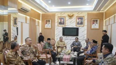 Bupati Ketapang Alexander Wilyo melakukan pertemuan resmi dengan Kepala Badan Keahlian DPR RI di Jakarta guna membahas tindak lanjut usulan pembentukan daerah otonomi baru.