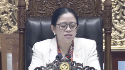 Ketua DPR RI Puan Maharani memimpin Rapat Paripurna Ke-17 DPR RI Masa Persidangan IV Tahun 2025–2026 di kompleks parlemen, Senayan, Jakarta, Selasa (21/4/2026). (Dok. YouTube/TVR Parlemen)