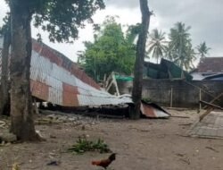 Angin Kencang di Lombok Barat Rusak Belasan Rumah, Satu Keluarga Terpaksa Mengungsi