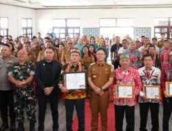 Pemkab Sanggau Deklarasikan Kecamatan Kembayan Bebas ODF