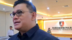 Polisi bongkar kasus impor ilegal pangan di Pontianak. Total 23 ton bawang dan cabai selundupan asal Thailand dan China via Malaysia disita Bareskrim Polri.