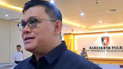 Polisi bongkar kasus impor ilegal pangan di Pontianak. Total 23 ton bawang dan cabai selundupan asal Thailand dan China via Malaysia disita Bareskrim Polri.