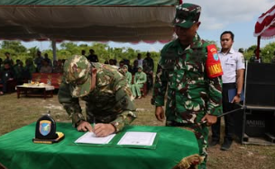 Program TMMD Imbangan ke-128 di Singkawang resmi dibuka. Sinergi Pemkot dan TNI sasar percepatan pembangunan fisik hingga penanganan stunting di desa.