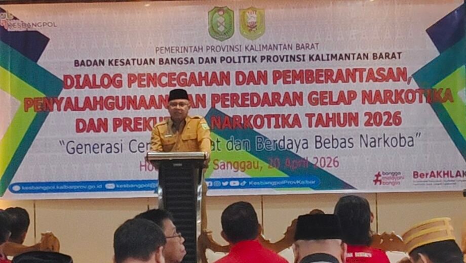 Sekretaris Daerah Kabupaten Sanggau, Aswin Khatib, saat memberikan keterangan terkait pentingnya peran aktif masyarakat dalam memberantas peredaran narkoba.