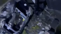 Tangkapan layar dari video amatir warga yang memperlihatkan kondisi kediaman di Desa Lingkonong usai perabotan dan elektroniknya rusak tersambar petir.