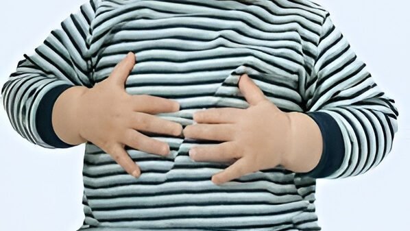 Ilustrasi - Kenali gejala penyakit jantung bawaan yang bisa hambat tumbuh kembang anak. Simak tanda awal dan pentingnya deteksi dini untuk kesehatan buah hati Anda. (Dok. Ist)